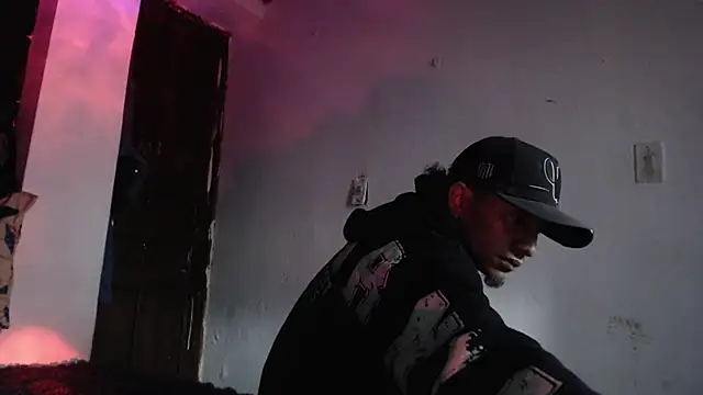 negrito sexxxo online show from March 16, 2026, 8:13 pm