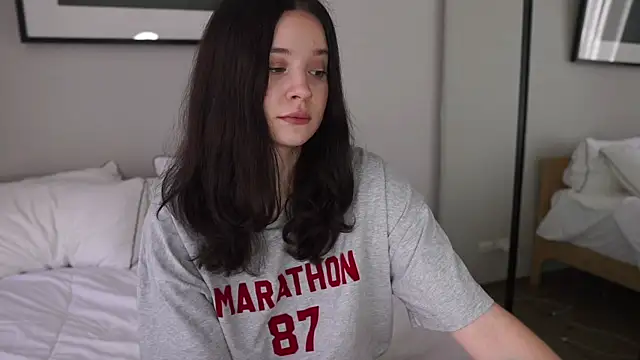 bonjour nihao hello online show from January 11, 2026, 3:33 am