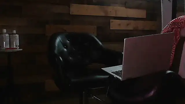 MISTERANDDEMI online show from December 21, 2025, 11:50 am