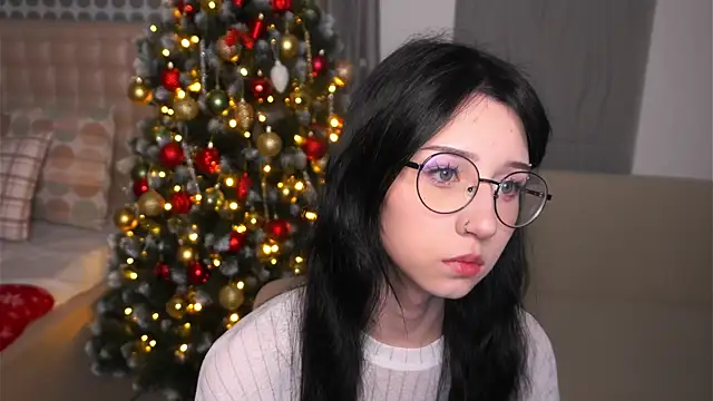 Snapshot of DeliaLoma chatting on January 8, 2026, 5:21 am DeliaLoma online show from January 8, 2026, 5:21 am