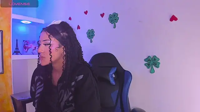 dolly boob online show from April 10, 2026, 4:06 am