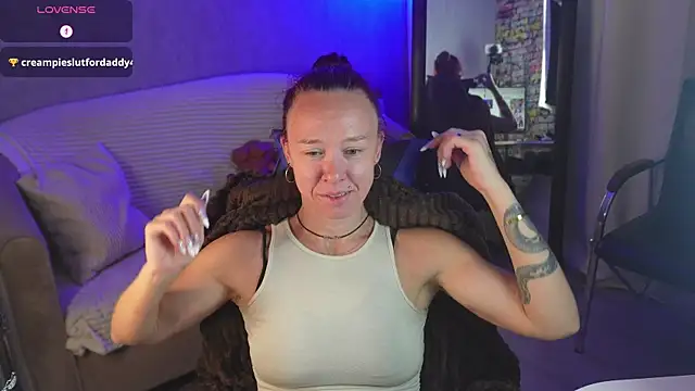 Snapshot of Spoty_Kate_ chatting on July 24, 2026, 2:09 am Spoty Kate online show from July 24, 2026, 2:09 am