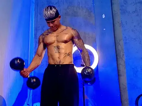 oruz stud online show from March 7, 2026, 1:41 pm