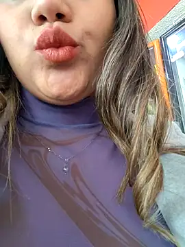 Ivy enjoy online show from April 21, 2026, 5:39 pm