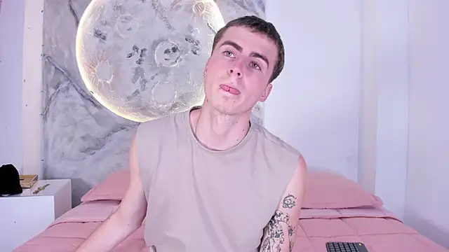 SpaceBoy1 online show from February 27, 2026, 8:53 pm