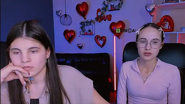 lizzie boom  online show from February 28, 2026, 8:43 pm