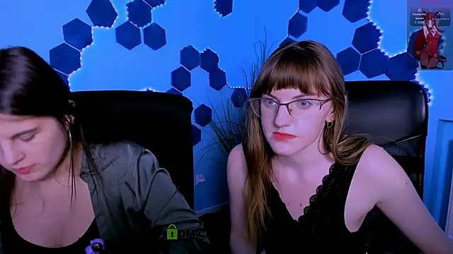 lizzie boom  online show from March 5, 2026, 12:39 am