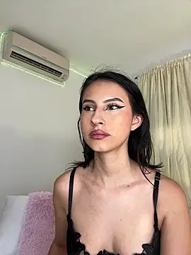 Snapshot of Zoe_mrl chatting on January 19, 2026, 12:42 pm Zoe mrl online show from January 19, 2026, 12:42 pm