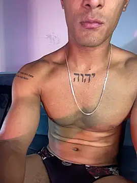 Maicol xxxx online show from March 7, 2026, 5:59 am