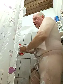 luis8558 online show from January 12, 2026, 10:53 am