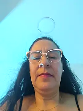 KiaraFoster online show from March 31, 2026, 11:21 am