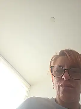LaLynn online show from May 19, 2026, 12:11 pm