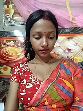 doll2007 online show from April 28, 2026, 8:47 pm