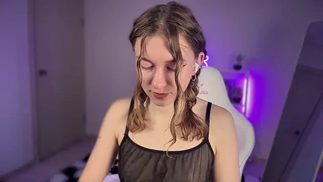 KellySunn online show from March 22, 2026, 8:07 am