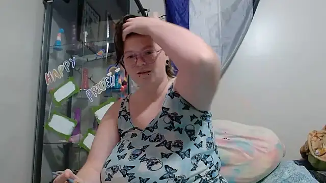 Pupghostt online show from June 19, 2026, 1:26 pm