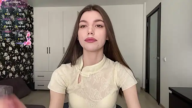 Snapshot of NeidaGowing chatting on June 3, 2026, 7:33 am NeidaGowing online show from June 3, 2026, 7:33 am