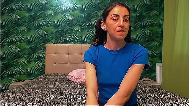 Stella John online show from January 8, 2025, 8:27 am