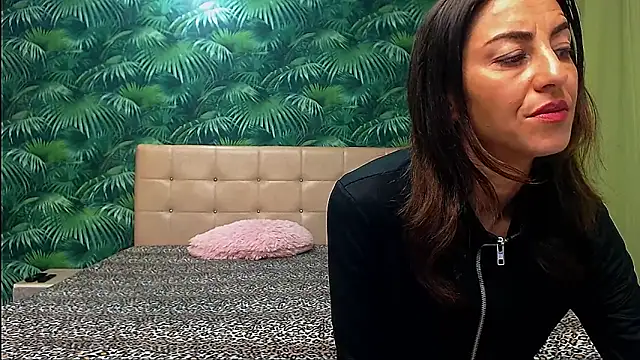 Stella John online show from January 19, 2025, 5:26 am