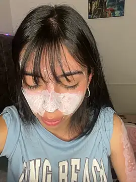 junorise23 online show from February 26, 2026, 4:00 am