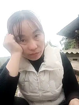 boiboi001 online show from March 4, 2026, 3:34 am