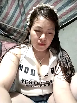 Lucky cutee online show from April 16, 2026, 11:33 am