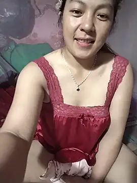Snapshot of Lucky_cutee chatting on July 14, 2026, 10:54 am Lucky cutee online show from July 14, 2026, 10:54 am