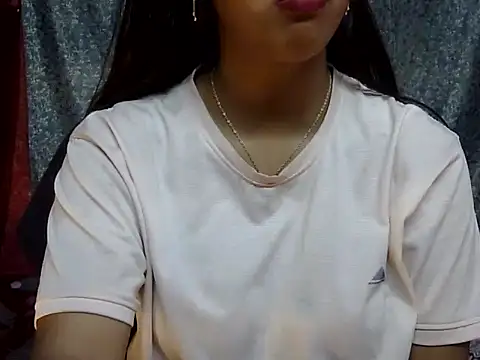 cute Dirty Diva online show from April 21, 2026, 12:56 am