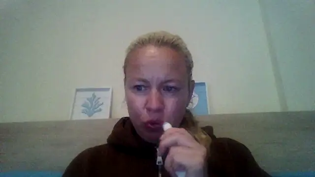 Snapshot of jennyblondeuk chatting on May 3, 2026, 6:25 pm jennyblondeuk online show from May 3, 2026, 6:25 pm