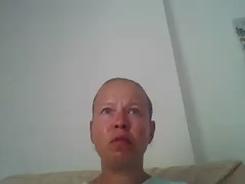 Snapshot of jennyblondeuk chatting on June 4, 2026, 4:35 pm jennyblondeuk online show from June 4, 2026, 4:35 pm