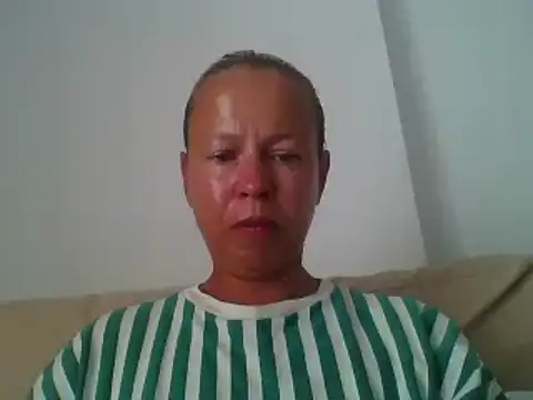 Snapshot of jennyblondeuk chatting on June 10, 2026, 3:44 pm jennyblondeuk online show from June 10, 2026, 3:44 pm