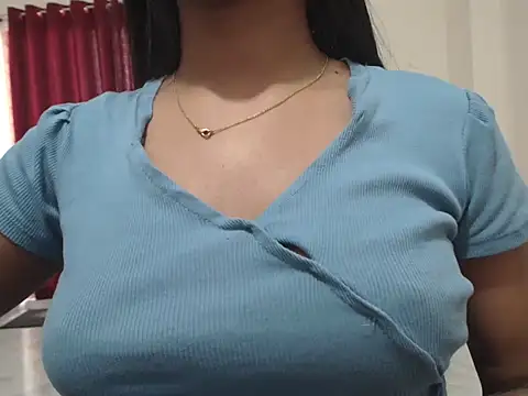 sexy-anaya9 online show from April 18, 2026, 3:43 am