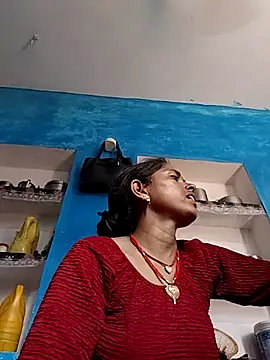 Snapshot of Mahima_rani34 chatting on July 4, 2026, 9:37 am Mahima rani34 online show from July 4, 2026, 9:37 am