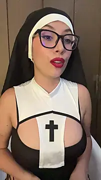 EmmaInPink online show from March 1, 2026, 5:26 pm