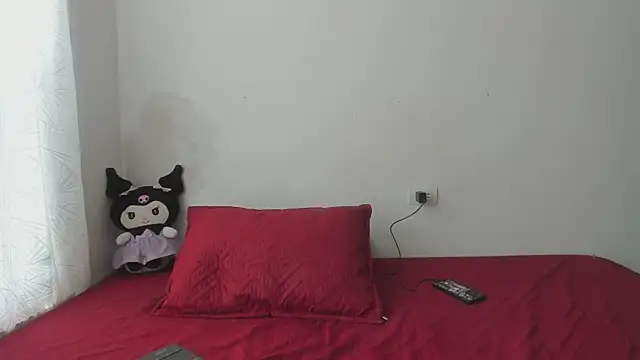 Arimonroee online show from March 4, 2026, 9:10 pm