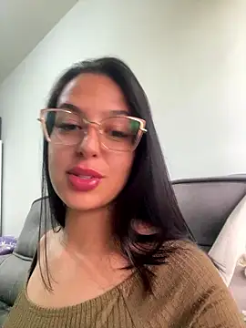 Snapshot of jujuarantes__2026 chatting on January 18, 2026, 12:42 pm jujuarantes 2026 online show from January 18, 2026, 12:42 pm