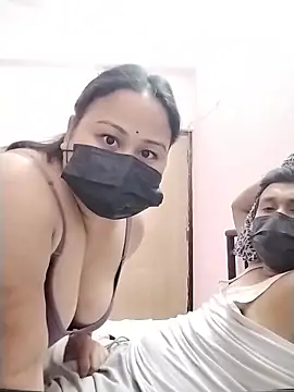 DesiSeductress online show from February 1, 2026, 3:43 pm