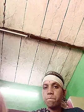 Karishma singh online show from April 21, 2026, 3:35 am