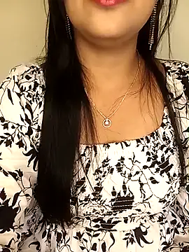 Deshi bhabhi143 online show from April 21, 2026, 3:57 am