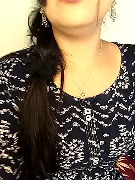 Snapshot of Deshi_bhabhi143 chatting on May 8, 2026, 5:13 am Deshi bhabhi143 online show from May 8, 2026, 5:13 am