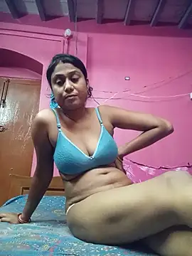 Hooghlypinkivabi online show from June 18, 2026, 2:54 pm