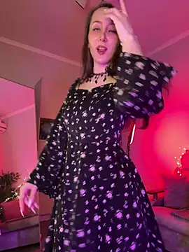 LuxBrunette  online show from April 17, 2026, 5:10 am