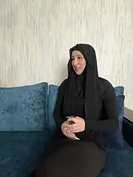 LuxBrunette  online show from April 20, 2026, 5:10 am