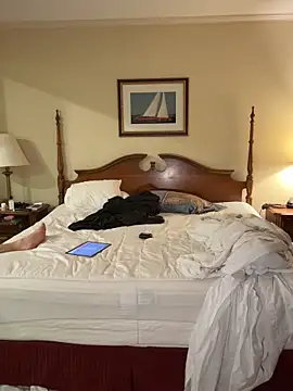 Ghoulsnooze 19 online show from April 14, 2026, 4:18 am