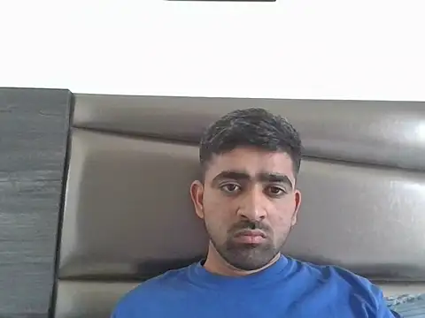 rajj3599 online show from March 11, 2026, 6:19 am