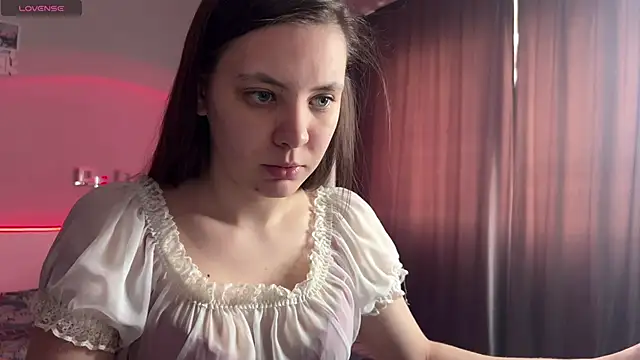 Snapshot of Katherine___Ross chatting on April 29, 2026, 8:07 am Katherine Ross online show from April 29, 2026, 8:07 am