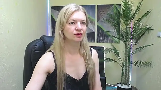 MelissaTyler online show from July 5, 2026, 5:25 am
