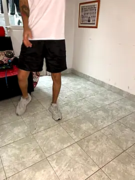 Latin Paisa Boy online show from January 5, 2026, 9:18 pm