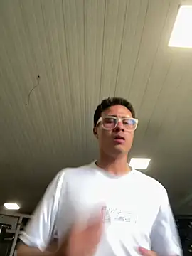 Latin Paisa Boy online show from April 21, 2026, 6:01 pm