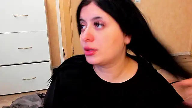 NayaNoirX online show from March 10, 2026, 7:52 pm