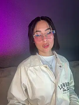 Snapshot of luna_gv chatting on January 17, 2026, 10:09 am luna gv online show from January 17, 2026, 10:09 am